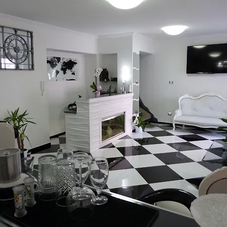 Clelia's Boutique Rooms&Suites-2